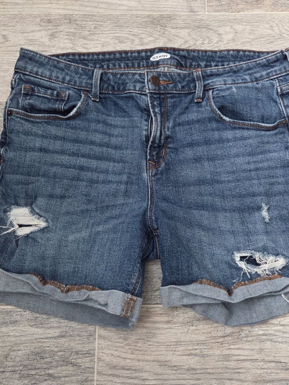 Old Navy Blue Denim Shorts Women's 12 Mid-Rise Boyfriend Distressed Jean NWOT